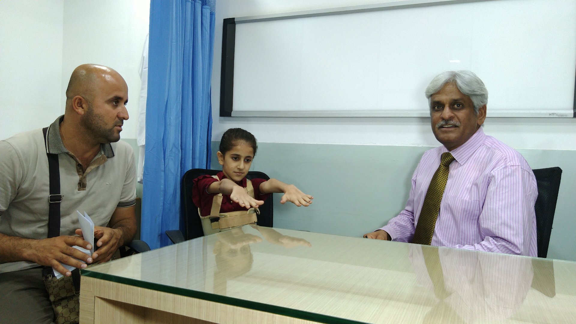 11-year-old-kurdistan-girl-with-a-rare-congenital-spinal-disorder-successfully-treated-by-global-hospital