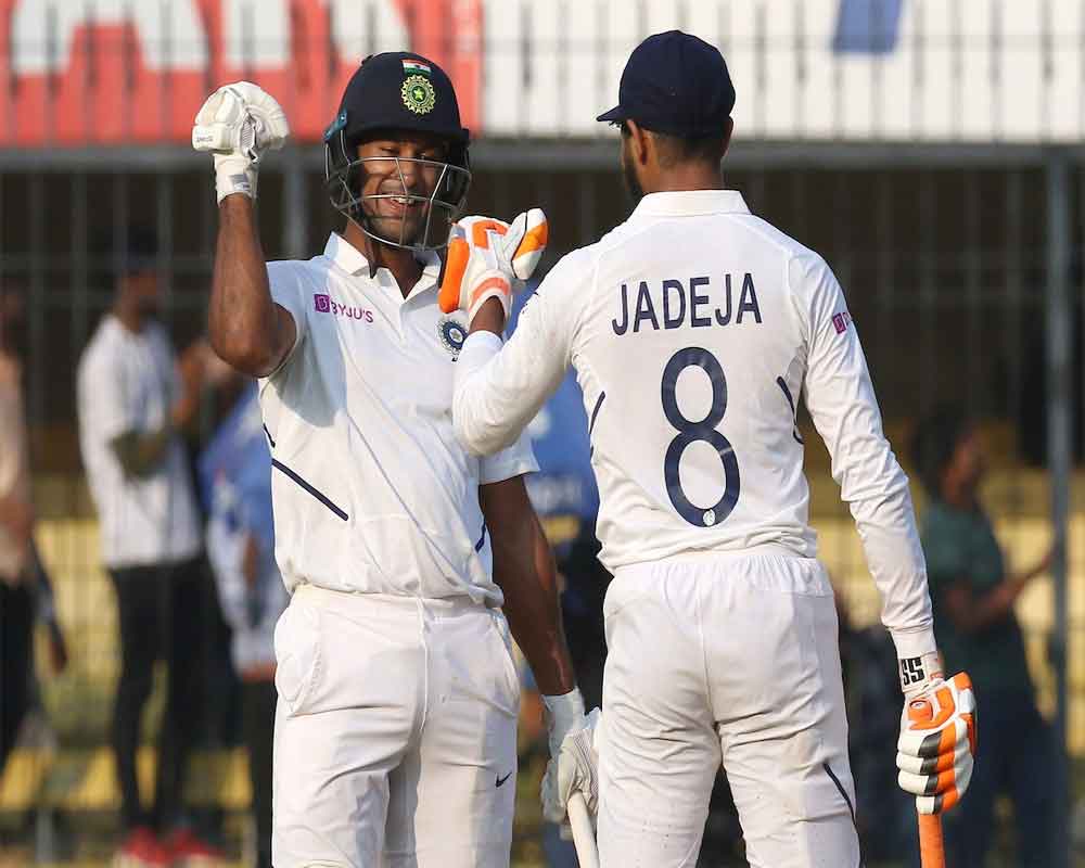 india-declared-at-493-for-6-in-first-innings