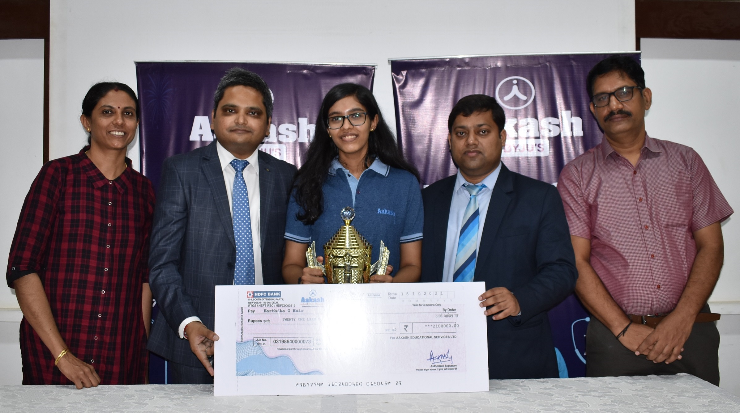 Enable Aakash Institute’s Karthika G. Nair to Secure AIR 01 in NEET UG 2021 decoding=