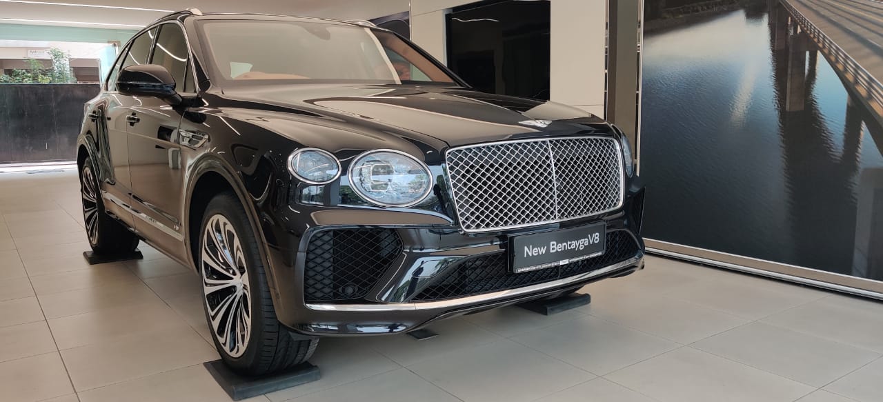 THE NEW BENTLEY BENTAYGA AND THE ALL-NEW BENTLEY FLYING SPUR IN HYDERABAD decoding=