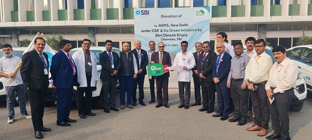 SBI donates 10 EVs under the “Go Green” initiative to AIIMS, New Delhi decoding=
