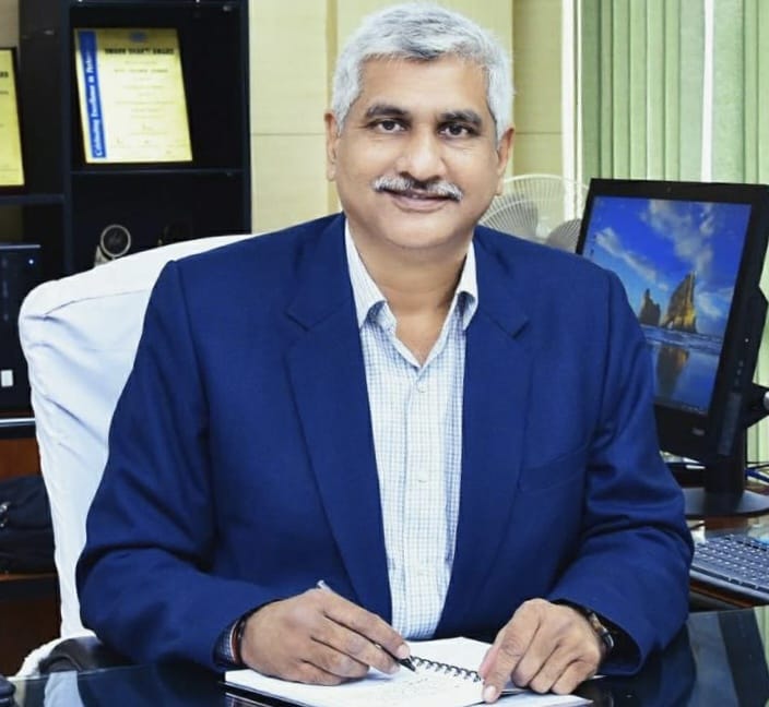 shri-ramesh-babu-v-takes-charge-as-director-operations-ntpc