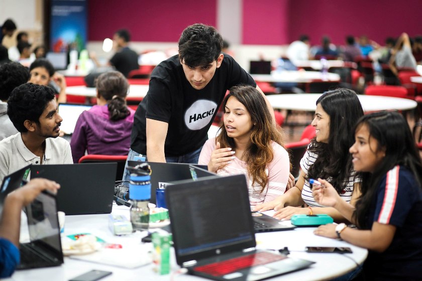 Driving cultural transformation – Microsoft hosts world’s largest private Hackathon decoding=