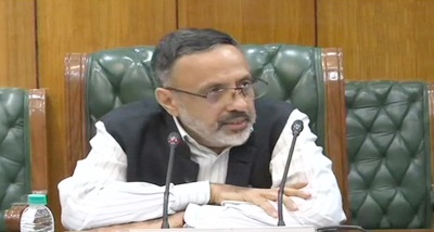 Union Cabinet Secretary holds video conference with State Chief Secretaries last night decoding=