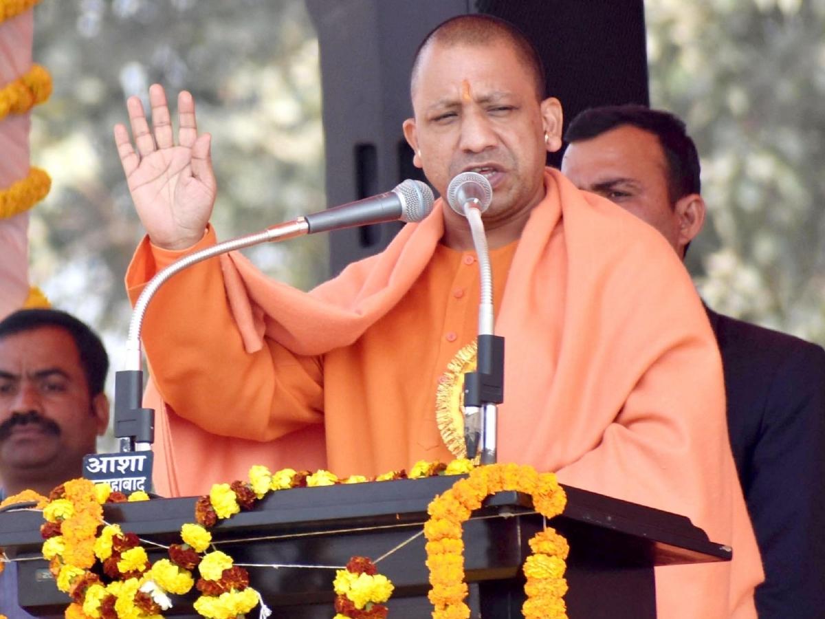 UP CM accuses previous govt of neglecting Bundelkhand decoding=
