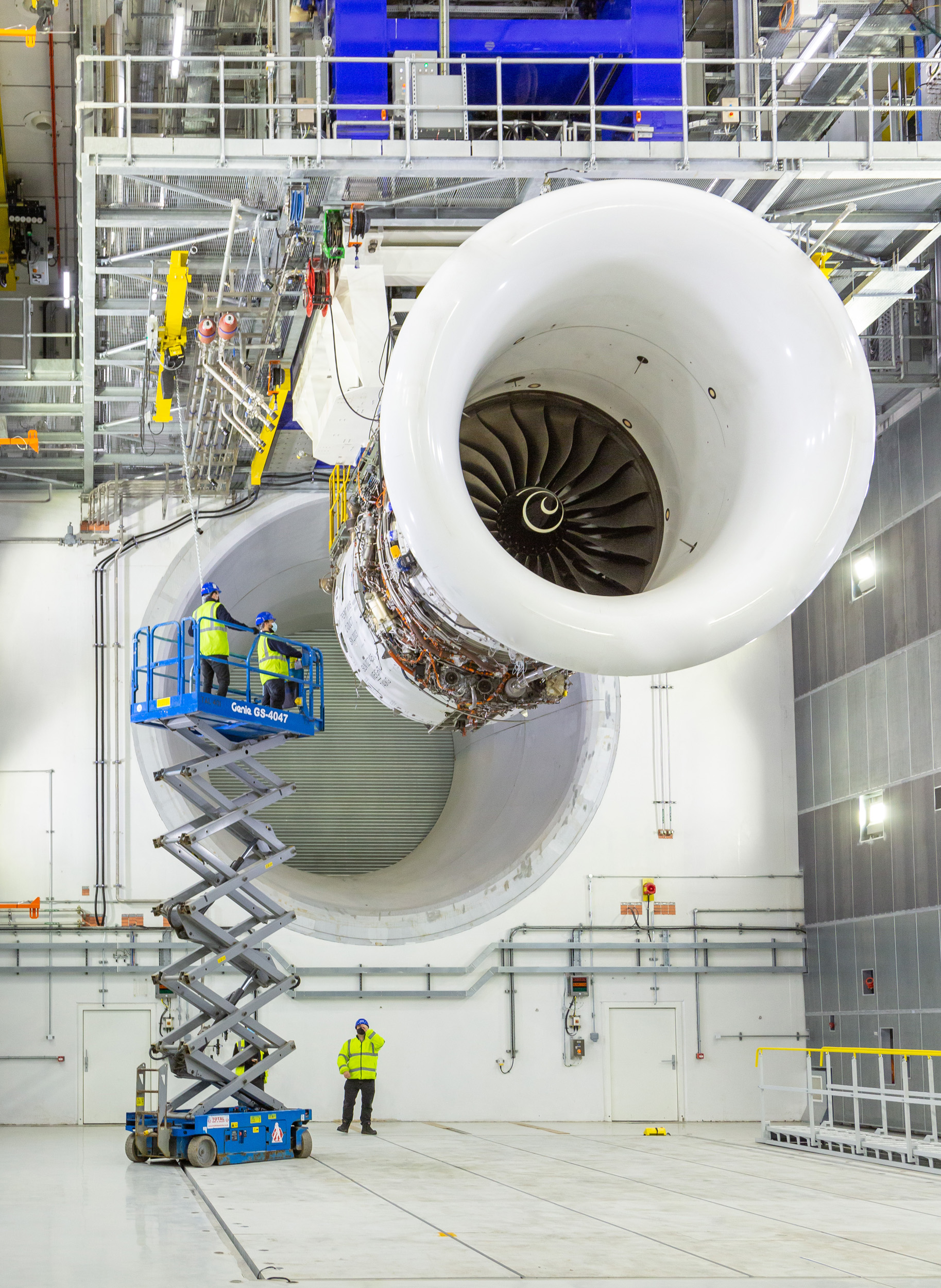 ROLLS-ROYCE RUNS FIRST ENGINE ON WORLD’S LARGEST AND SMARTEST AEROSPACE TESTBED decoding=