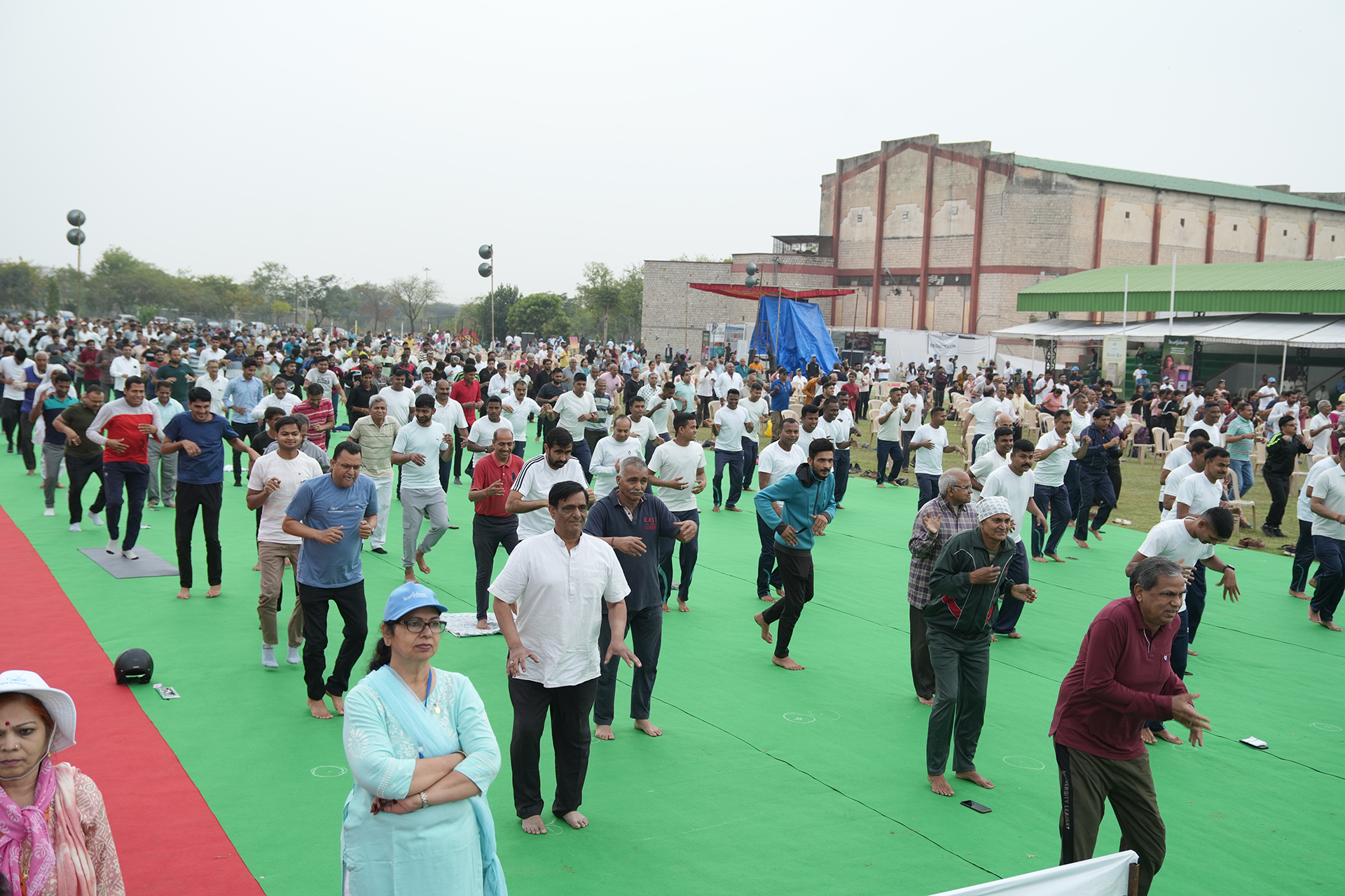 three-day-yoga-festival-har-dil-dhyan-har-din-dhyan-begins-at-rajasthan-university