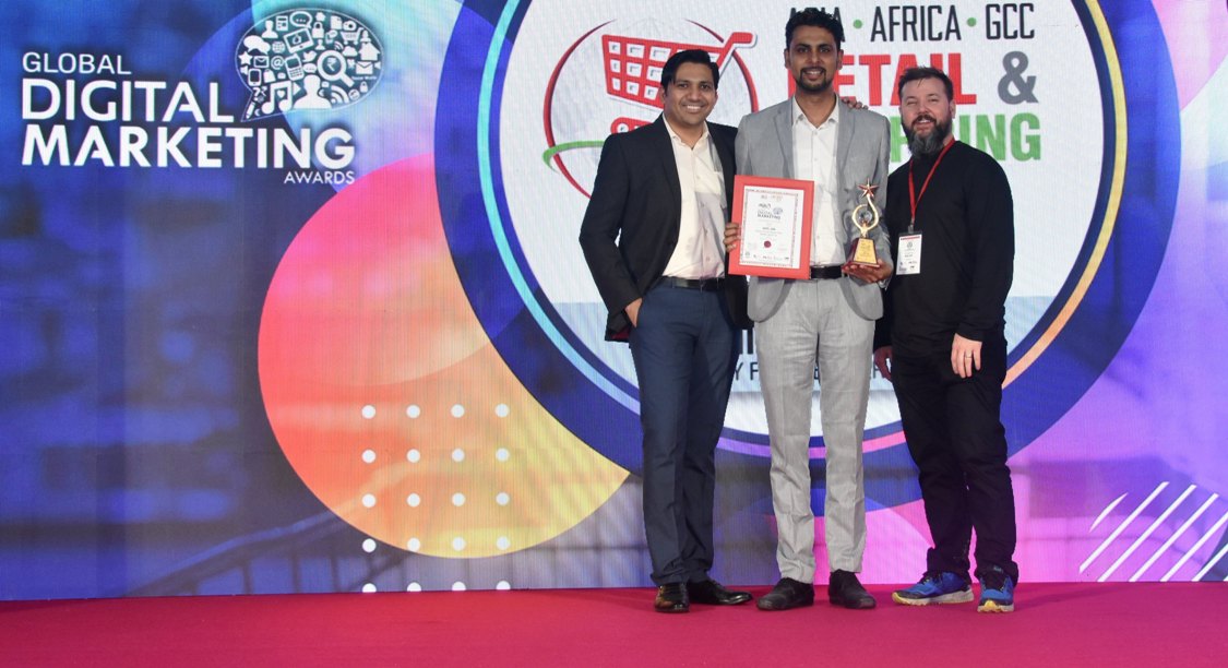 kapil-jain-of-graphitto-labs-receives-the-digital-marketer-of-the-year-award-at-world-digital-marketing-congress