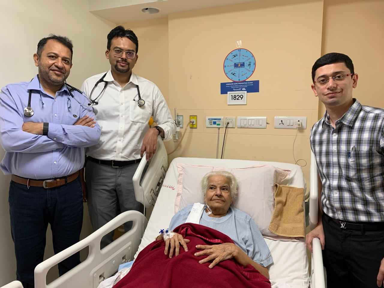 wockhardt-hospital-successfully-treated-a-83-year-old-mumbai-woman-suffering-from-heart-attack