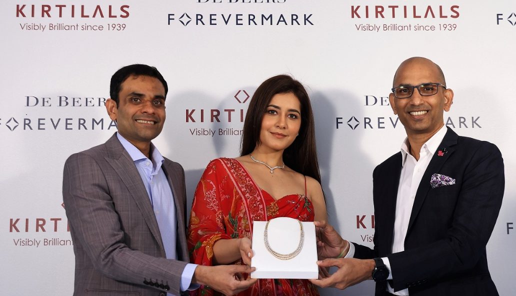 de-beers-forevermark-unveils-a-new-retail-experience-at-kirtilals-hyderabad