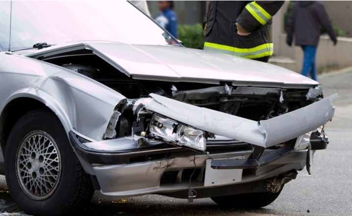 The Monetary Losses You Will Incur Due to a Car Accident decoding=