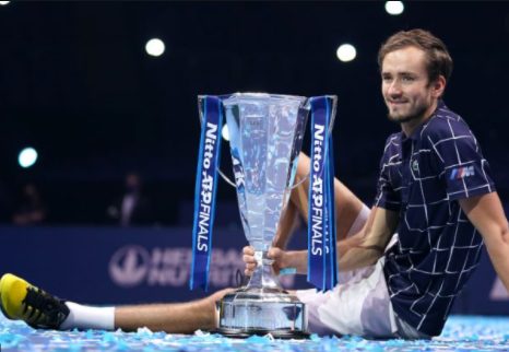 Daniil Medvedev win ATP Tour Finals in London decoding=