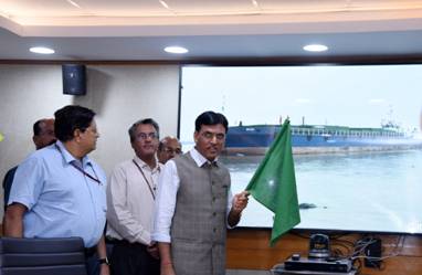 Shri Mansukh Mandaviya Digitally Flagged-Off Iwai Ship Carrying Cargo From Bhutan To Bangladesh decoding=