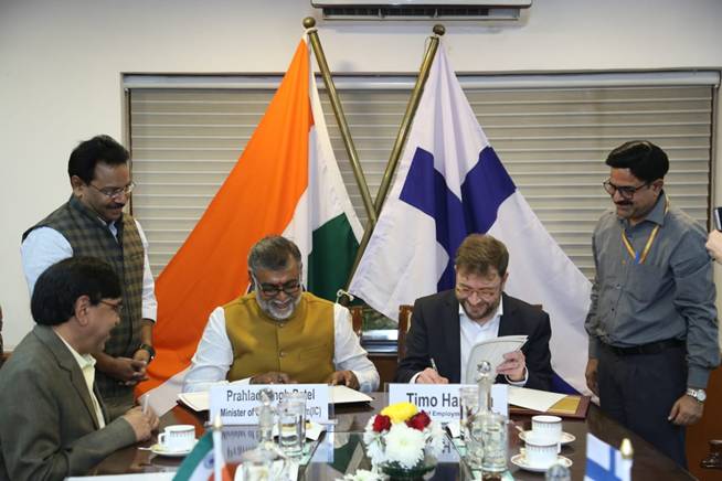 india-and-finland-sign-an-mou-for-strengthening-cooperation-in-the-field-of-tourism