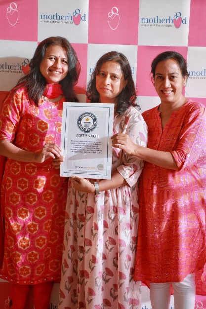 motherhood-hospital-and-spherule-foundation-bags-guinness-world-record-certificate-on-largest-menstrual-hygiene-awareness