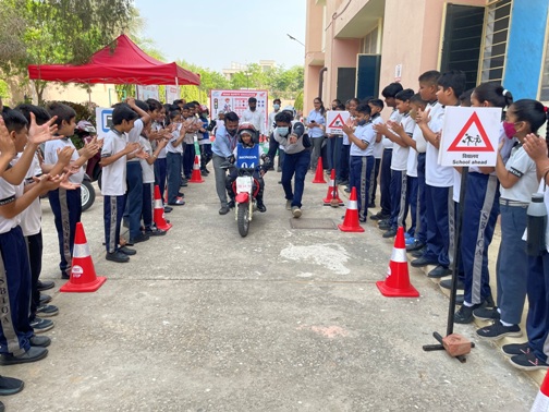 Honda Motorcycle & Scooter India conducts National Road Safety Awareness Campaign in Rajasthan decoding=