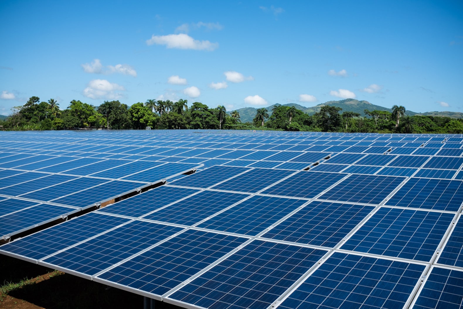 NTT Com-Netmagic Partners with Tata Power to Build 50 MW Solar Power Project decoding=