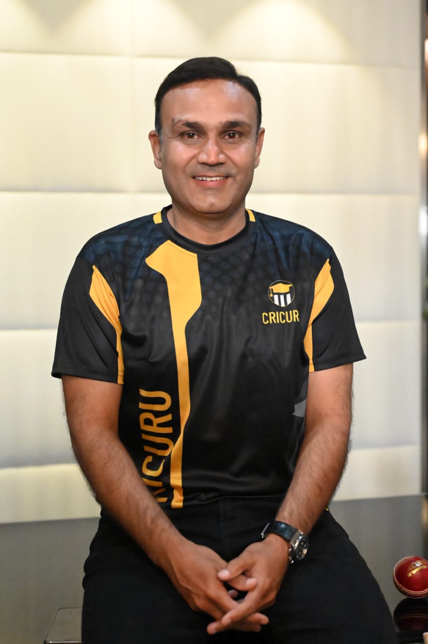 renowned-cricketer-virender-sehwag-launches-indias-first-experiential-learning-website-for-cricket-cricuru