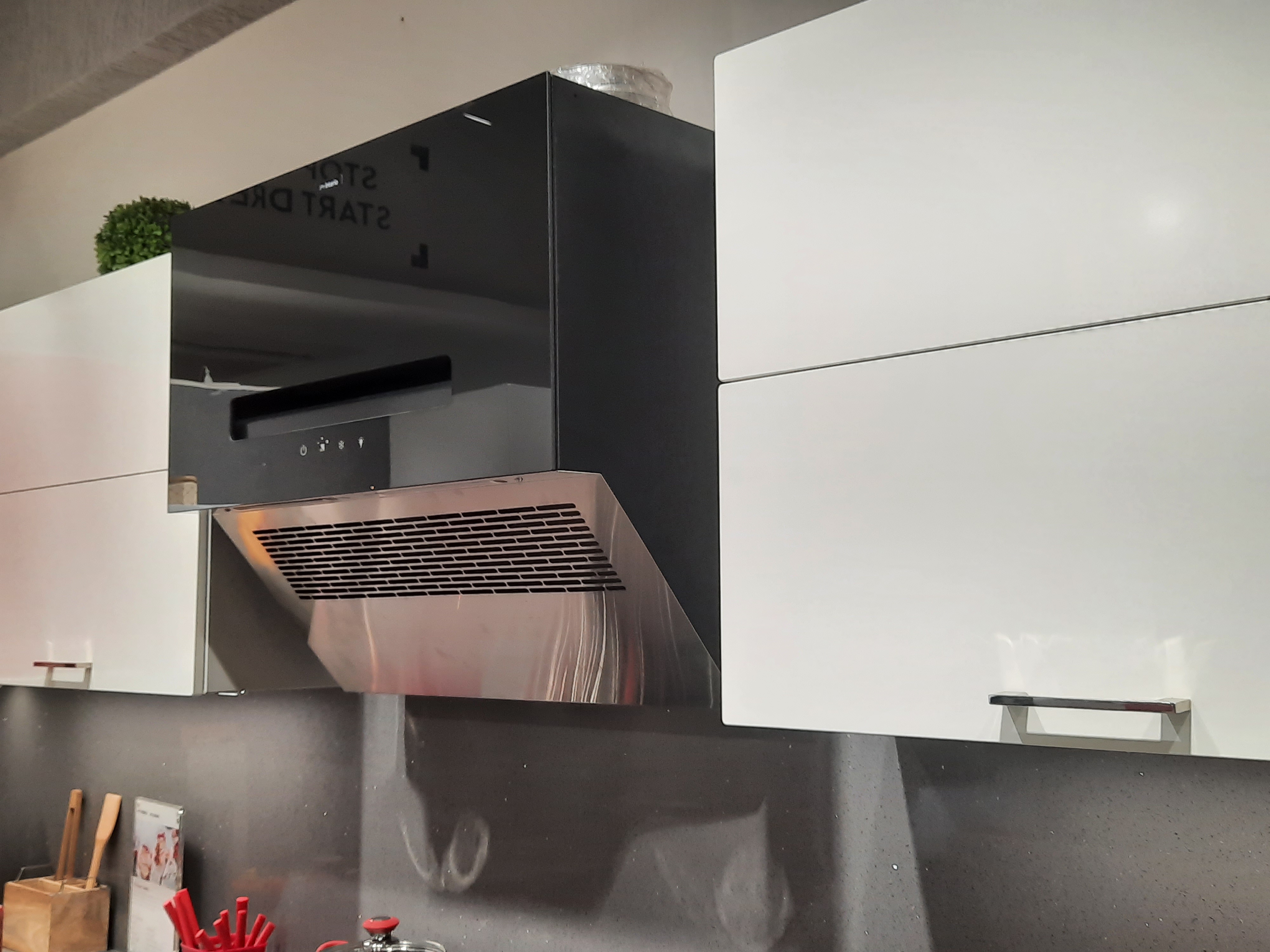 Godrej Interio launches the Neo Smart Chimney,an indispensable accessory to modern modular kitchens, ahead of the festive season decoding=
