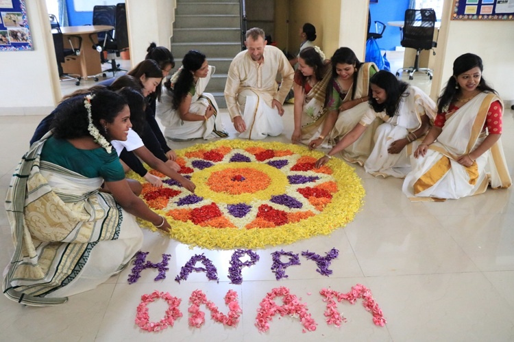 canadian-international-school-celebrates-onam-with-students-teachers-from-40-different-nationalities