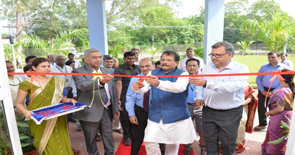 Raksha Rajya Mantri  inaugurates DRDO’s Igniter Complex at HEMRL, Pune decoding=