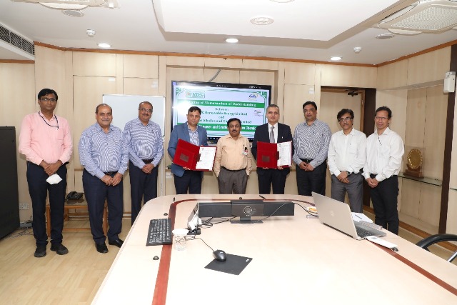 ntpc-rel-and-gacl-to-collaborate-in-renewable-energy-and-synthesizing-green-chemicals