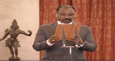 G C Murmu takes oath as Comptroller and Auditor General of India decoding=