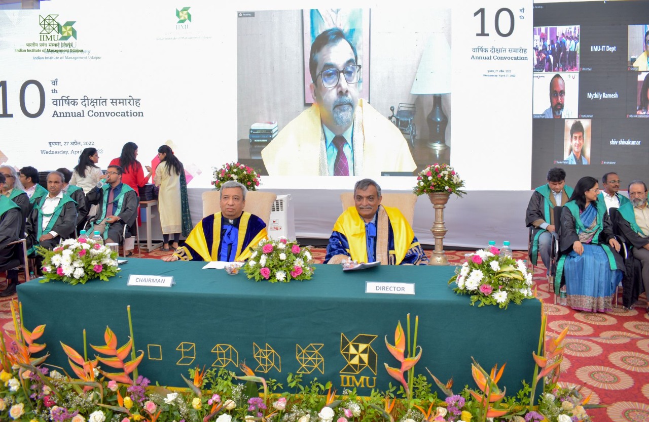 IIM Udaipur awards MBA Degree to 392 students at its 10th Annual Convocation decoding=